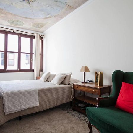 Angeles House Apartment Севиля Екстериор снимка